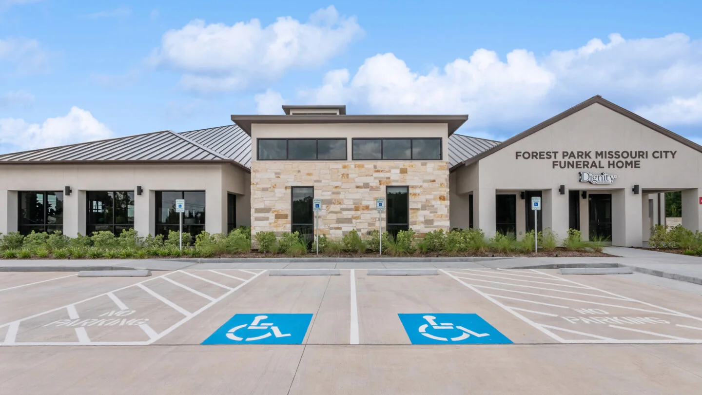 Forest Park Funeral Home Missouri City, photo 5